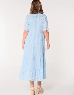 Savannah Daisy Embroidered Dress