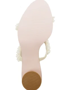 SCARLET HEEL
