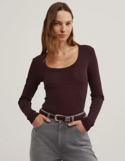 Scoop Neck Long Sleeve Top