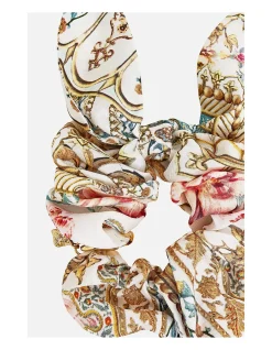 SCRUNCHIE WITH TIE AND CHARM