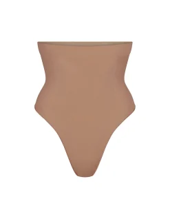 SEAMLESS SCULPT HIGH WAIST THONG