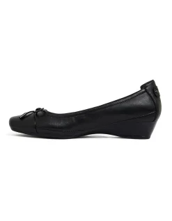 SHANNON HEEL