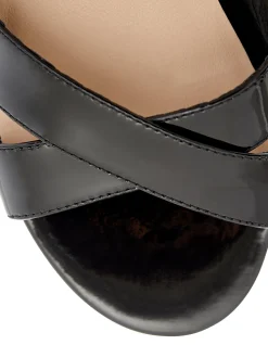 SHELLY WEDGE SANDAL