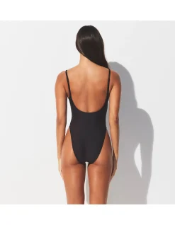 SIGNATURE SWIM SCOOP NECK ONEPIECE