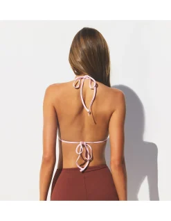 SIGNATURE SWIM HALTER PLUNGE TOP