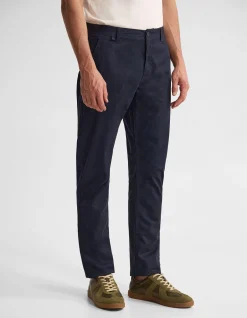 SLIM FIT CHINO