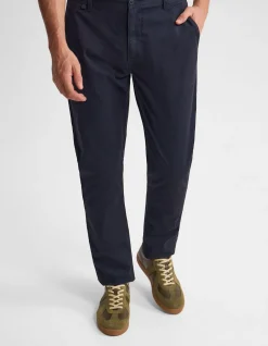 SLIM FIT CHINO