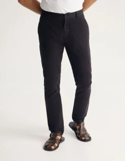 SLIM FIT CHINO