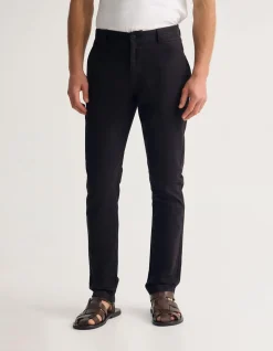 SLIM FIT CHINO