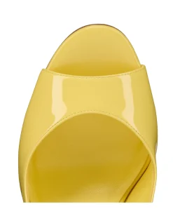 SOFIA Z 100MM PATENT LINING VANILLA PUMPS