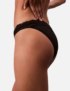 SOFT STRETCH LACE DIPPED BIKINI
