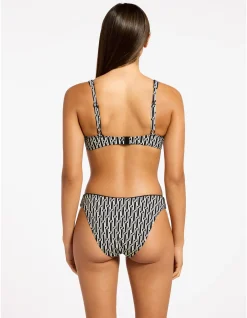 Spring Geo U/Wire Tri Top
