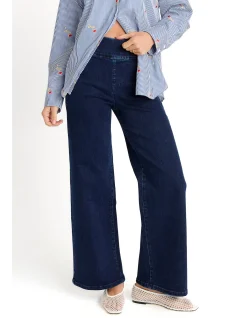 STRAIGHT STRETCH JEAN