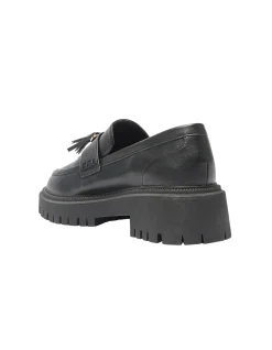 STRIKE LOAFERS