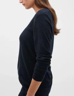 SUPERSOFT V NECK TOP