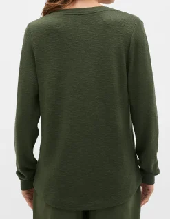 SUPERSOFT V NECK TOP