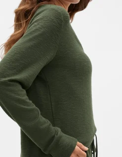 SUPERSOFT V NECK TOP
