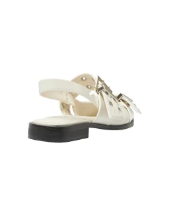 SUZIE FLAT