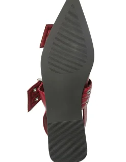 SUZIE FLAT