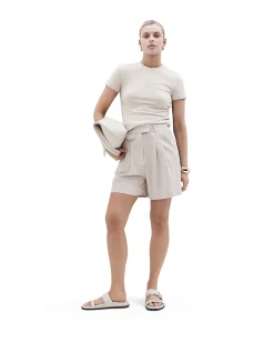 TAILORED WALK SHORT