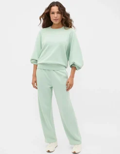 TERRY BARREL LEG TRACKPANT