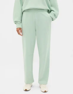 TERRY BARREL LEG TRACKPANT