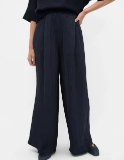 TEXTURED SATIN GATHERED PANT