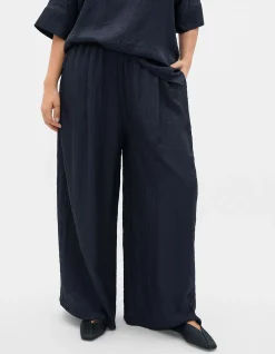 TEXTURED SATIN GATHERED PANT