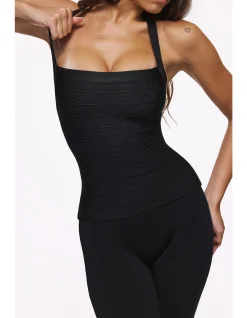THE SILHOUETTE TOP