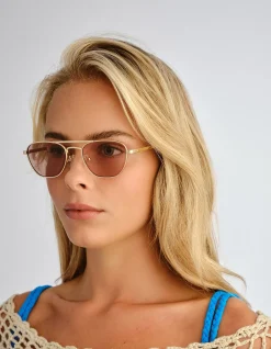 THE CHLOE LIGHT GOLD AVIATOR SUNGLASSES