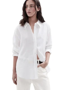 THE CLASSIC OVERSIZED LINEN SHIRT