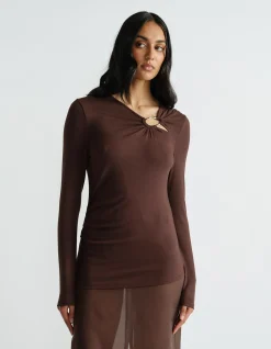 TIANA METAL DETAIL TOP