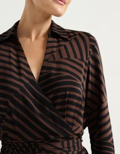 TIE WAIST WRAP DRESS