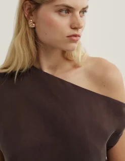 Tipped Shoulder Top