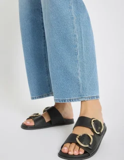 TONE SANDAL