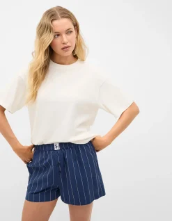 T-SHIRT AND PANT PJ SET