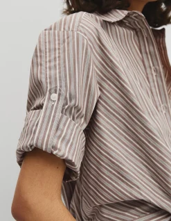 Twist Crop Shirt