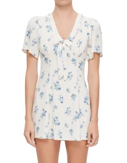 TYRA FLUTTER SLEEVE V NECK MINI DRESS