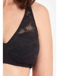 ULTIMATE LACE WIREFREE BRA