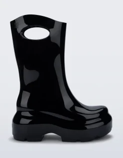 ULTRA BOOT