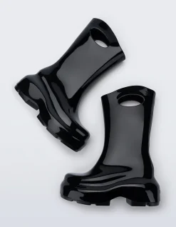 ULTRA BOOT