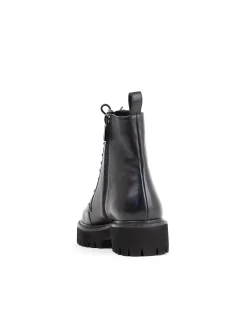 UTHER LACE UP BOOT ON CHUNKY SOLE
