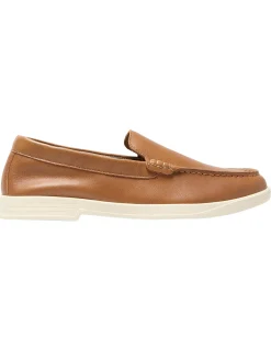 VALIANT LOAFERS