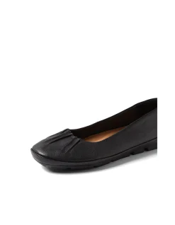 Versatile Cushioned Ballet Flat