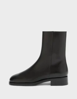 VINCENT LEATHER ANKLE BOOT