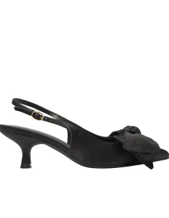VIOLET PUMP