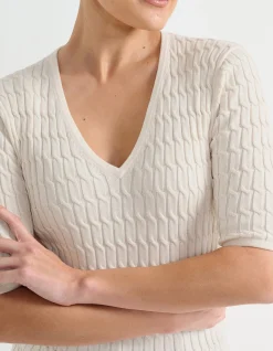 V NECK CABLE TEE