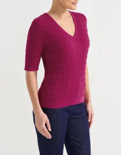 V NECK CABLE TEE