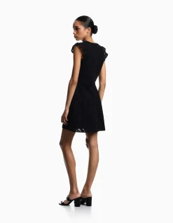 WOMAN'S EMBROIDERED DRESS WITH CAP SLEEVES