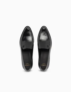 WOMAN'S SHOES